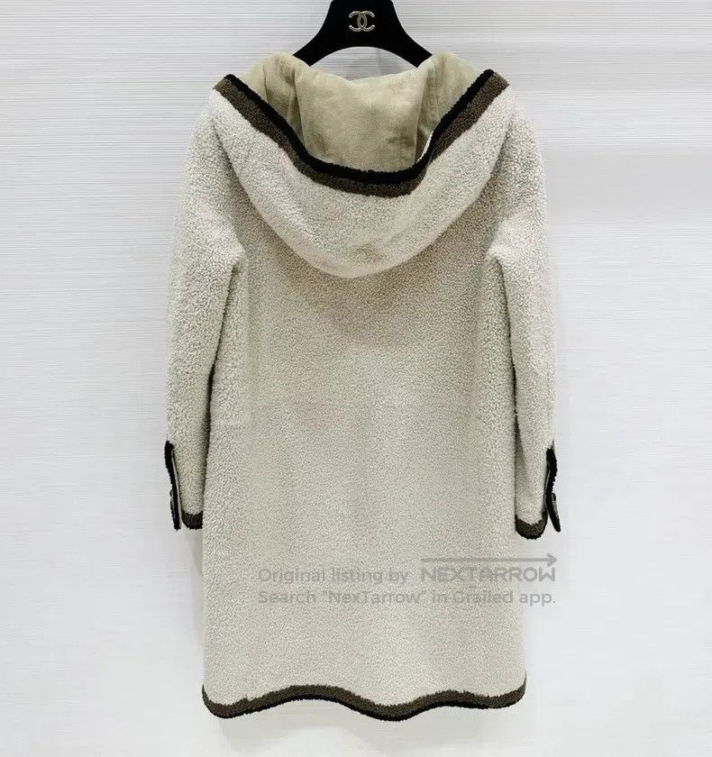 Chanel Chanel Autumn and winter fur all-in-one hooded coat Size XS / US 0-2 / IT 36-38 - 2 Thumbnail