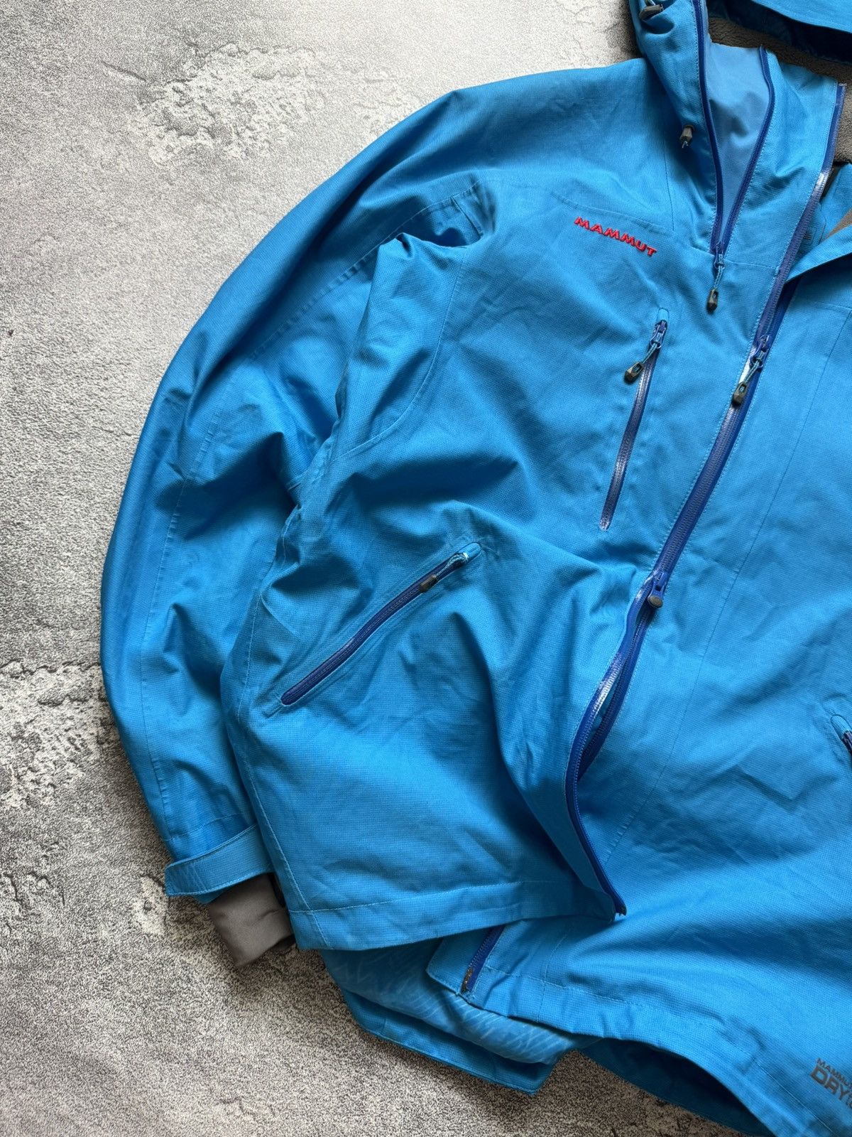 Mammut Mammut L man blue zip hooded jacket drytech windbreaker ski Size US L / EU 52-54 / 3 - 3 Thumbnail