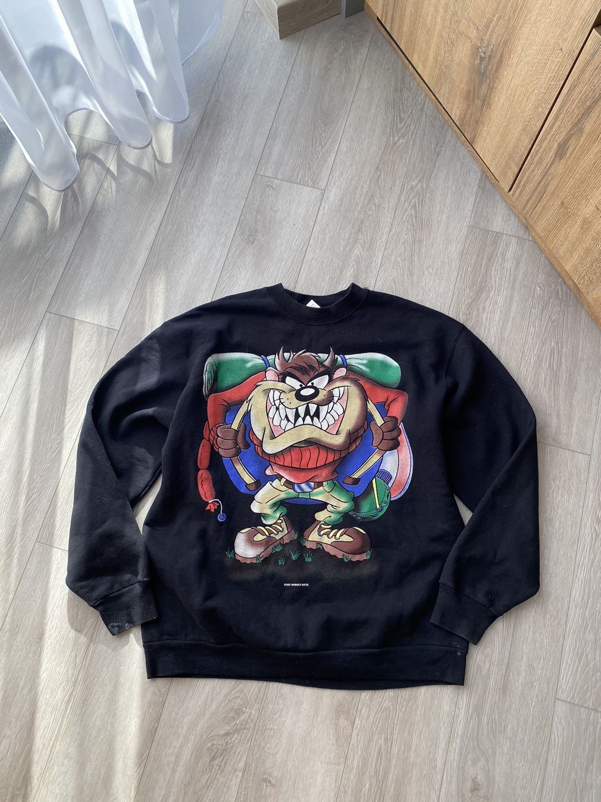 Vintage × Warner Bros Vintage 1992 Taz Travel Sweatshirt Size US XL / EU 56 / 4 - 1 Thumbnail