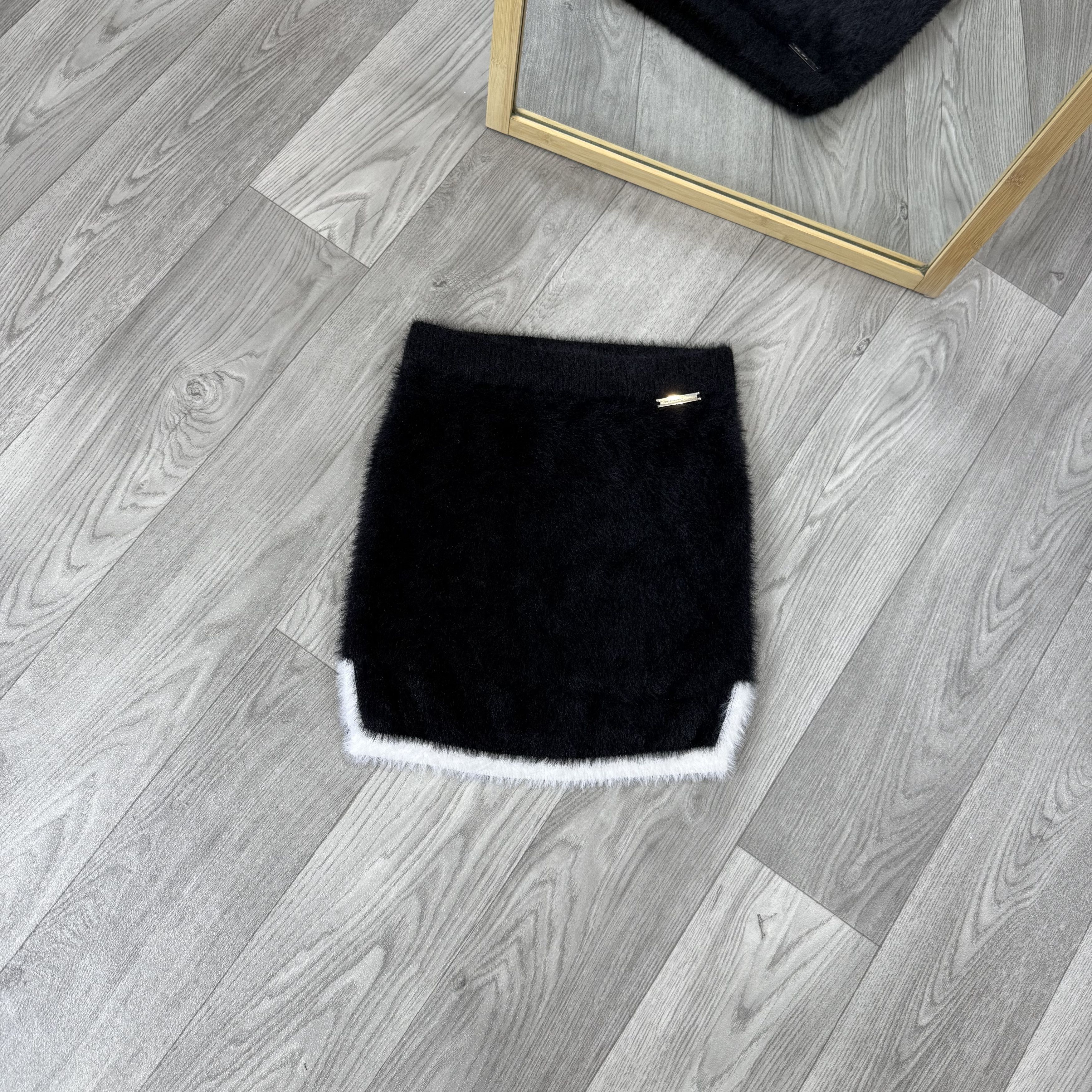 Heliot Emil HELIOT EMIL Archive Mohair Blend Mini Skirt White Hem Size 26" / US 2 / IT 38 - 2 Thumbnail