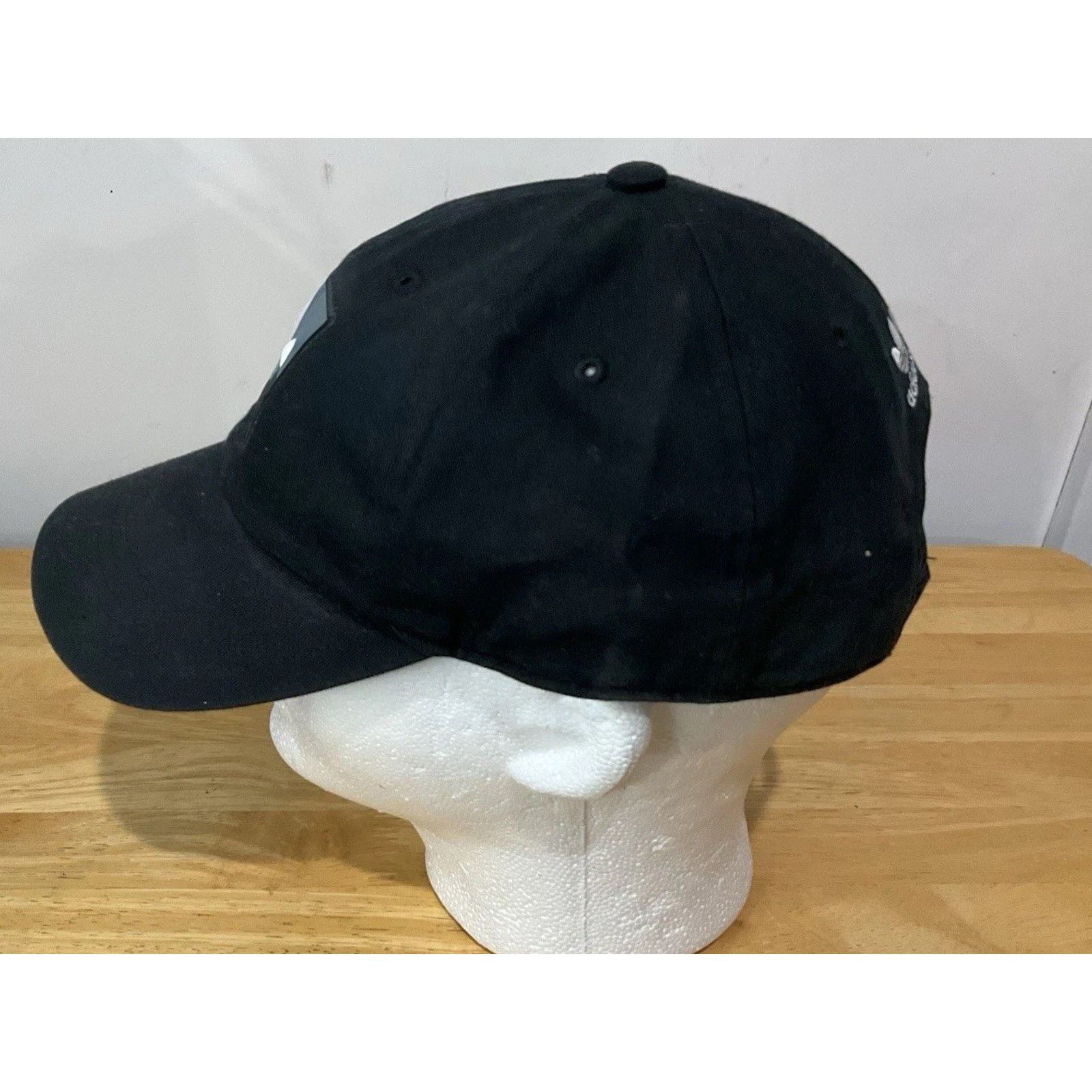 Adidas Adidas Hat Cap StrapBack Black Front Patch Logo Embroidered Size ONE SIZE - 2 Thumbnail