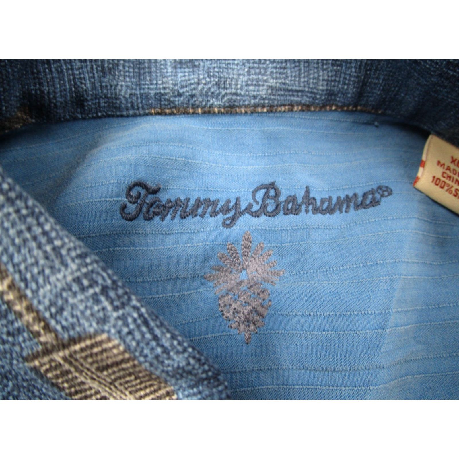 Tommy Bahama Tommy Bahama Shirt Mens XL Blue Silk Floral Palms Button Up Aloha Tiki Camp Size US XL / EU 56 / 4 - 3 Thumbnail
