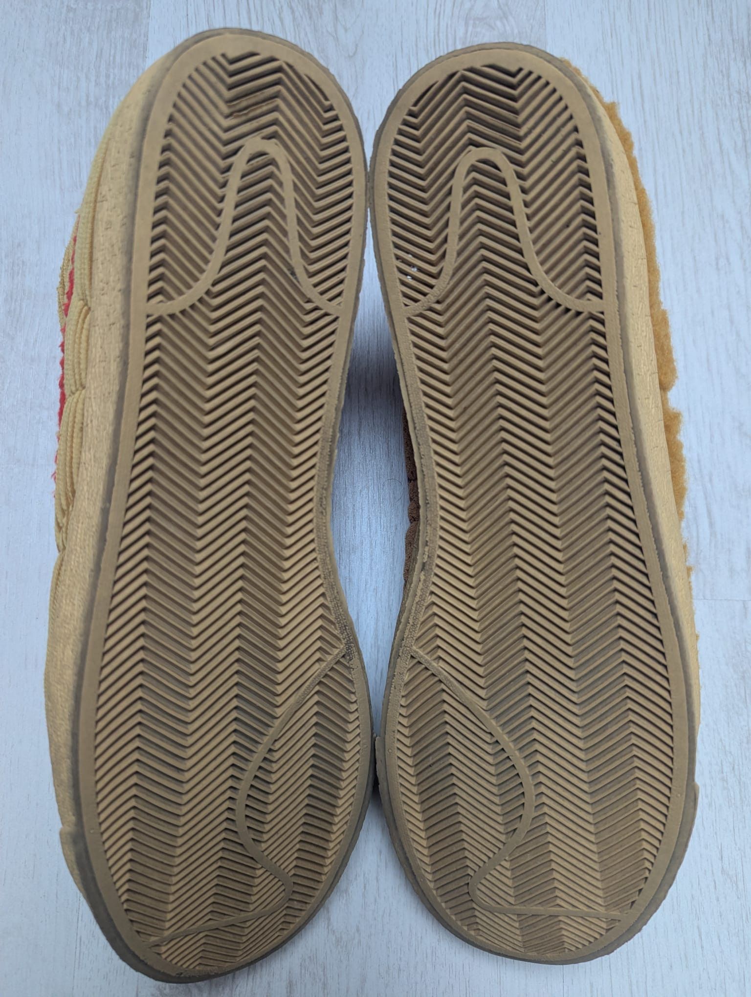 Cactus Plant Flea Market × Nike Nike x Cactus Plant Flea Market You Blazer Mid Beige Red Size US 12 / EU 45 - 11 Thumbnail