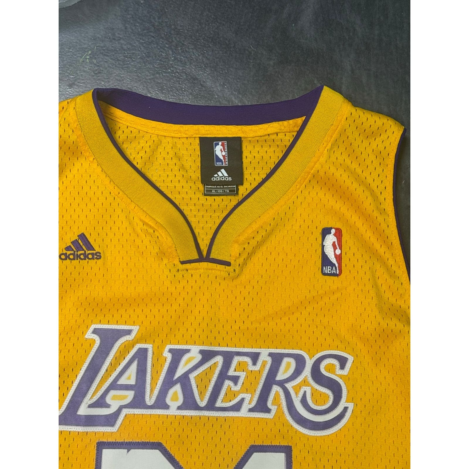 Adidas Vintage Kobe Bryant #24 LA Lakers Jersey - Adidas NBA XL Size US XL / EU 56 / 4 - 4 Thumbnail