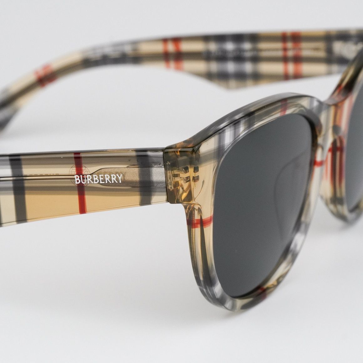 Burberry NEW Burberry BE4432U 412287 Grey Oval Women Sunglasses Size ONE SIZE - 8 Thumbnail