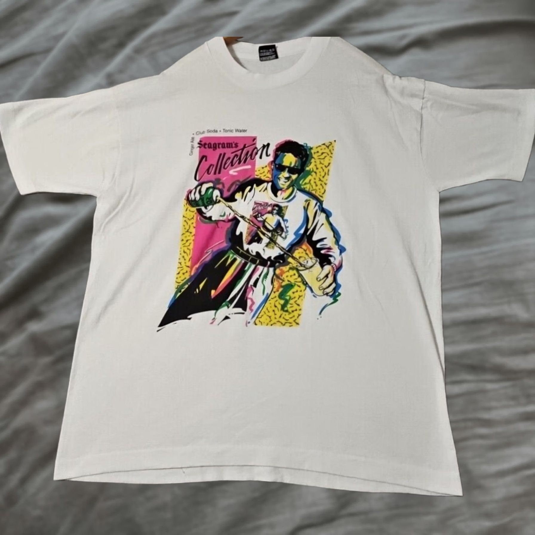 Fruit Of The Loom VINTAGE SEAGRAM’S COLLECTION T-Shirt XL 90s cartoon single stitch soda beer thin Men Size US XL / EU 56 / 4 - 1 Thumbnail