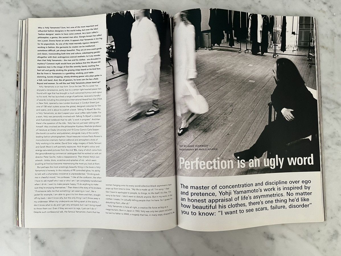 i-D MAGAZINE APRIL 2002 / THE SITTING ISSUE NUMBER 219