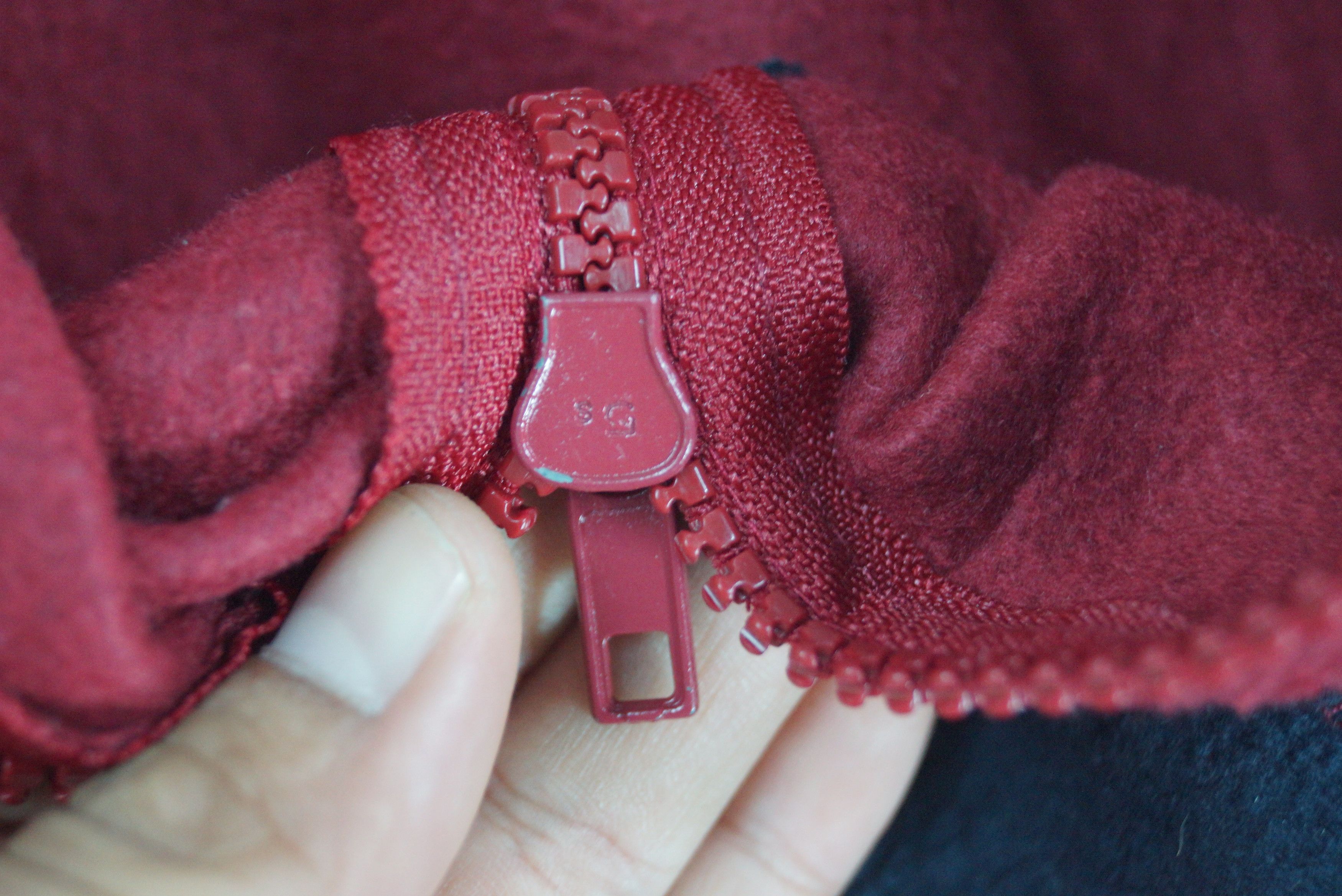 Coleman × Vintage Vintage Coleman Sweater Half Zipper Nice Design Size US L / EU 52-54 / 3 - 3 Thumbnail
