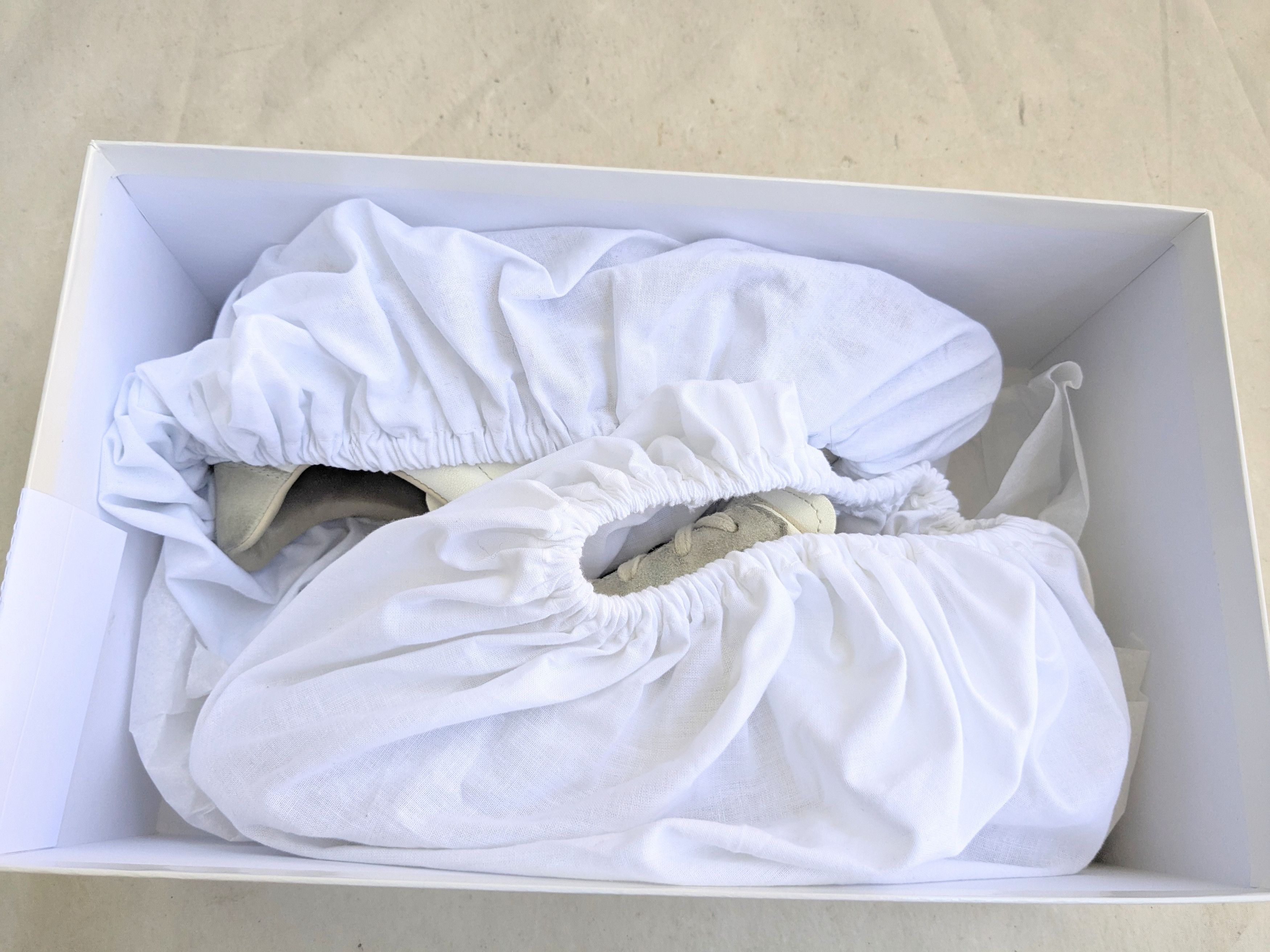Maison Margiela Maison Margiela GAT Replica White Gray 8 41 Low Tops Size US 8 / EU 41 - 22 Thumbnail