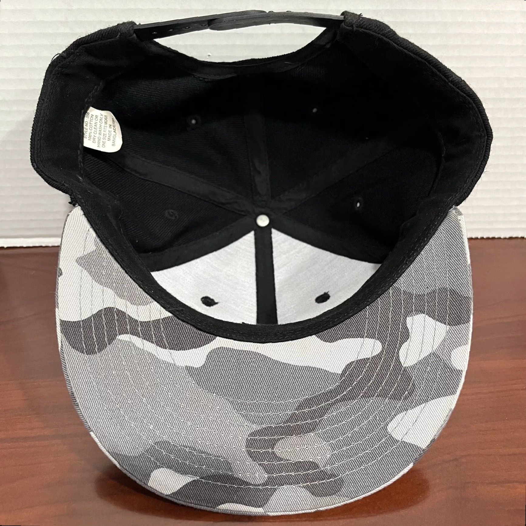 Vintage Decky American Flag Hat Cap Adjustable Snap Back Winter Camouflage Camo Trucker One Size Men Black Size ONE SIZE - 6 Thumbnail