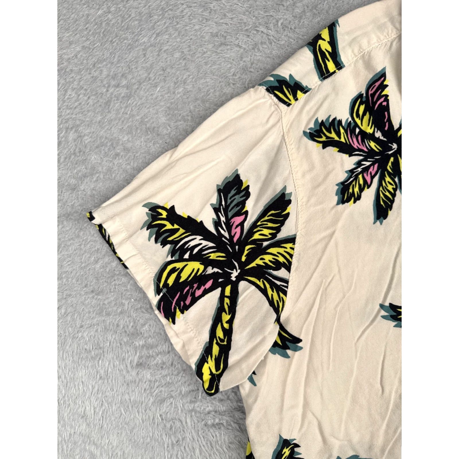 Vintage No Boundaries Shirt Men 2XL Ivory Yellow Palm Tree 100% Rayon Hawaiian Vintage? Size US XXL / EU 58 / 5 - 3 Thumbnail