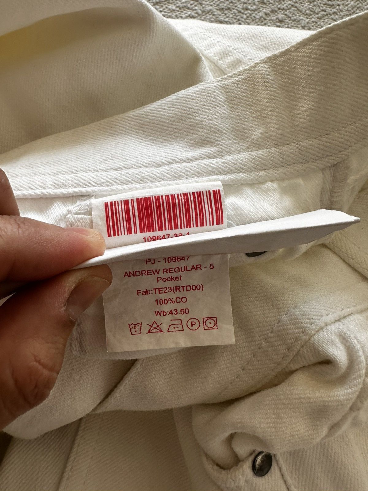 P. Johnson P Johnson - White Tony Jeans - Japan Version - W32 Size US 32 / EU 48 - 10 Thumbnail