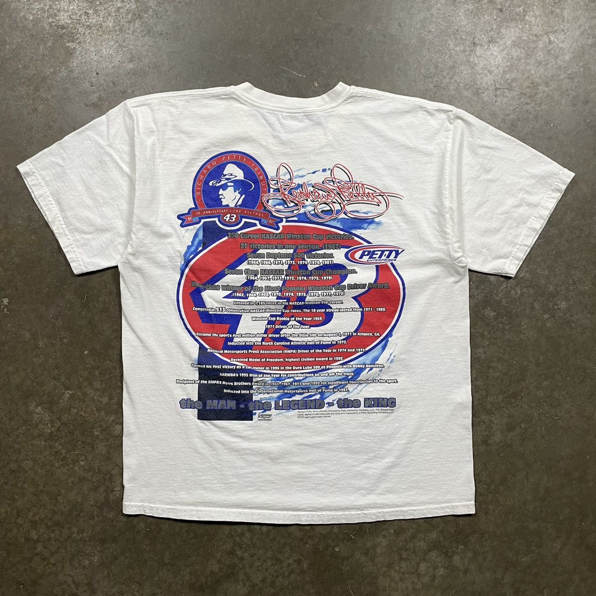 Chase Authentics × NASCAR × Vintage Vintage NASCAR Racing AOP Tshirt Richard Petty 2004 Skater Size US XL / EU 56 / 4 - 3 Thumbnail