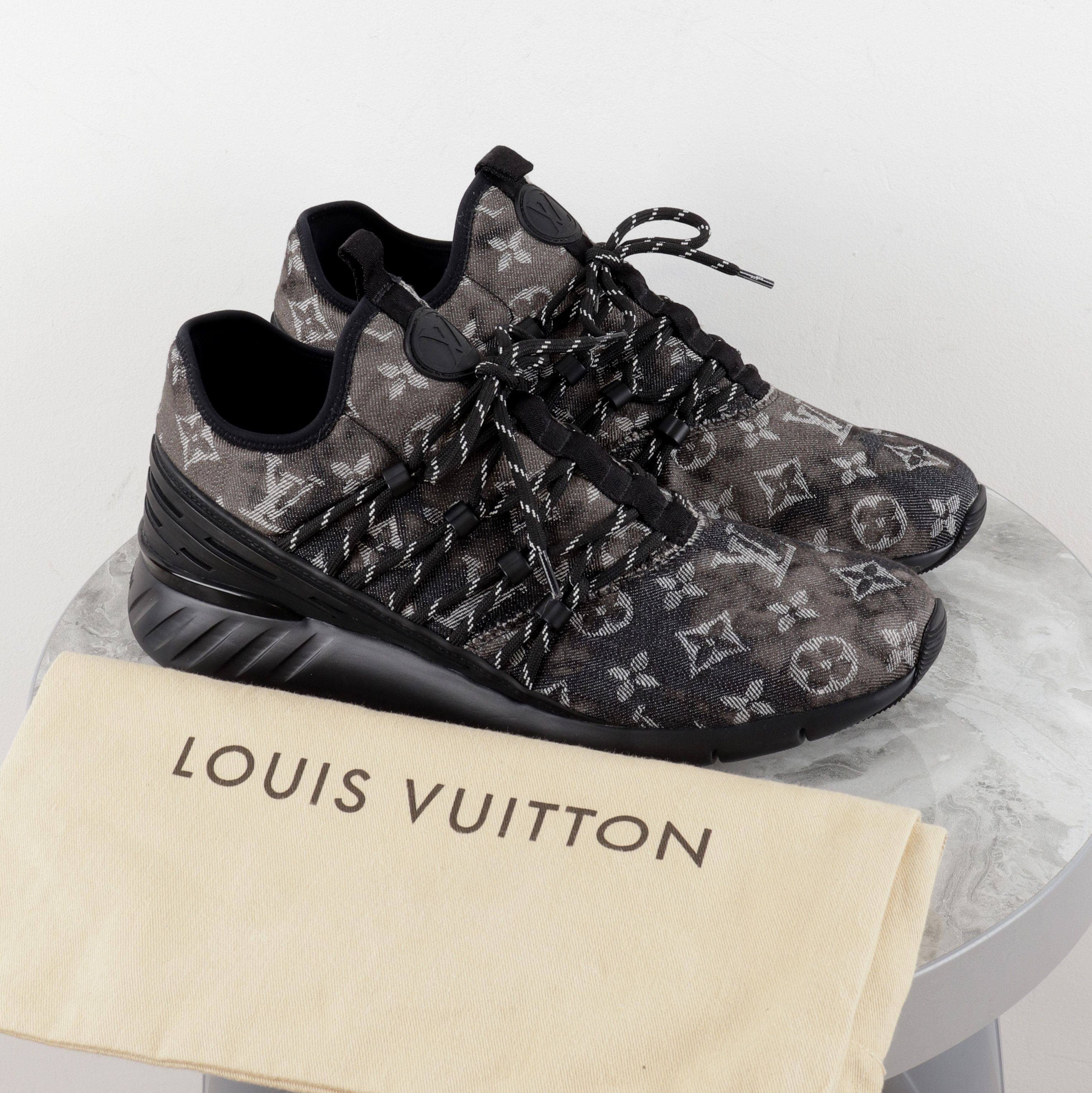 Louis Vuitton Louis Vuitton Fastlane Denim Black Monogram Sneakers Size US 9.5 / EU 42-43 - 1 Thumbnail