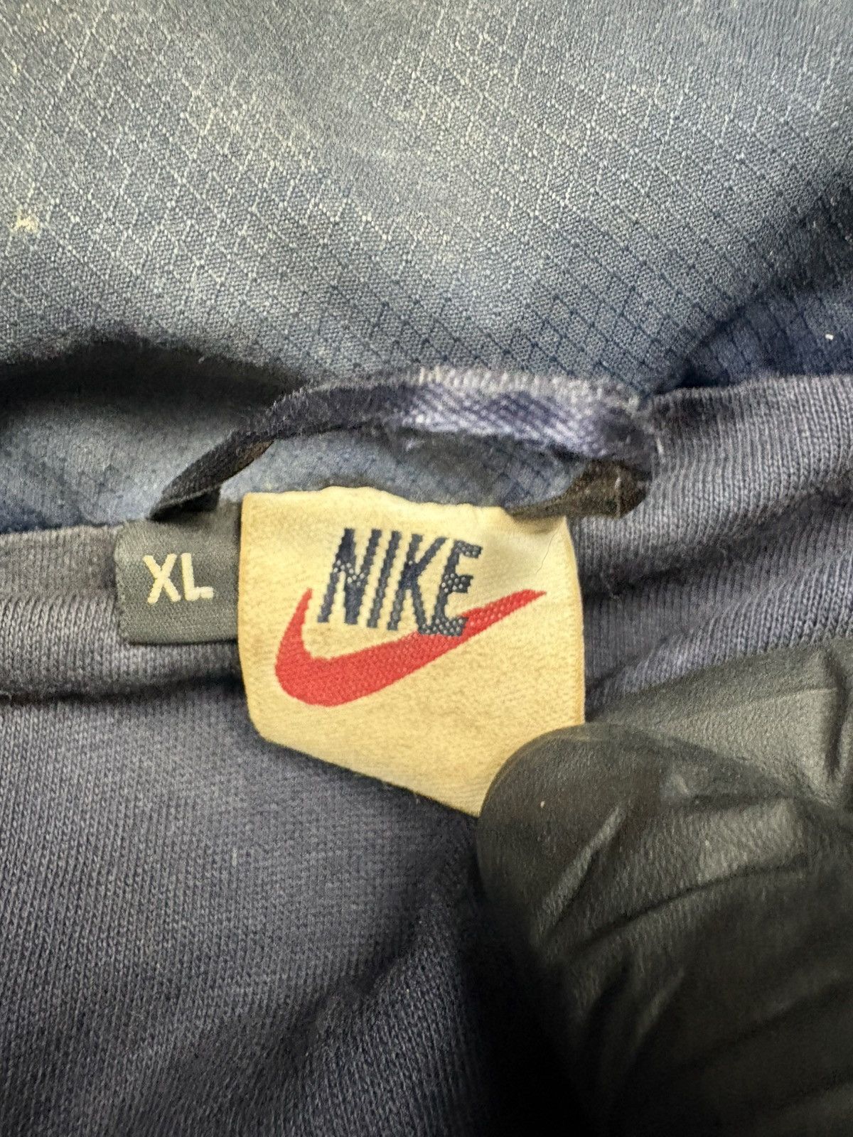 Nike Vintage Nike FC Barcelona Soccer Bomber Jacket XL Navy 90s Size US XL / EU 56 / 4 - 16 Thumbnail