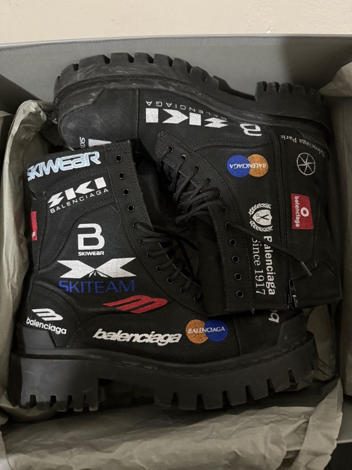 Balenciaga Balenciaga Combat Strike Boots Size US 9 / EU 42 - 1 Thumbnail