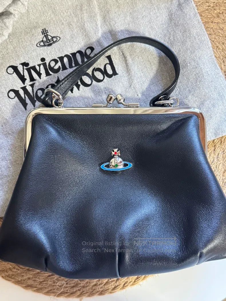 Vivienne Westwood vivienne westwood size os Leather Bag Chain Bag Black Cross Size ONE SIZE - 1 Thumbnail