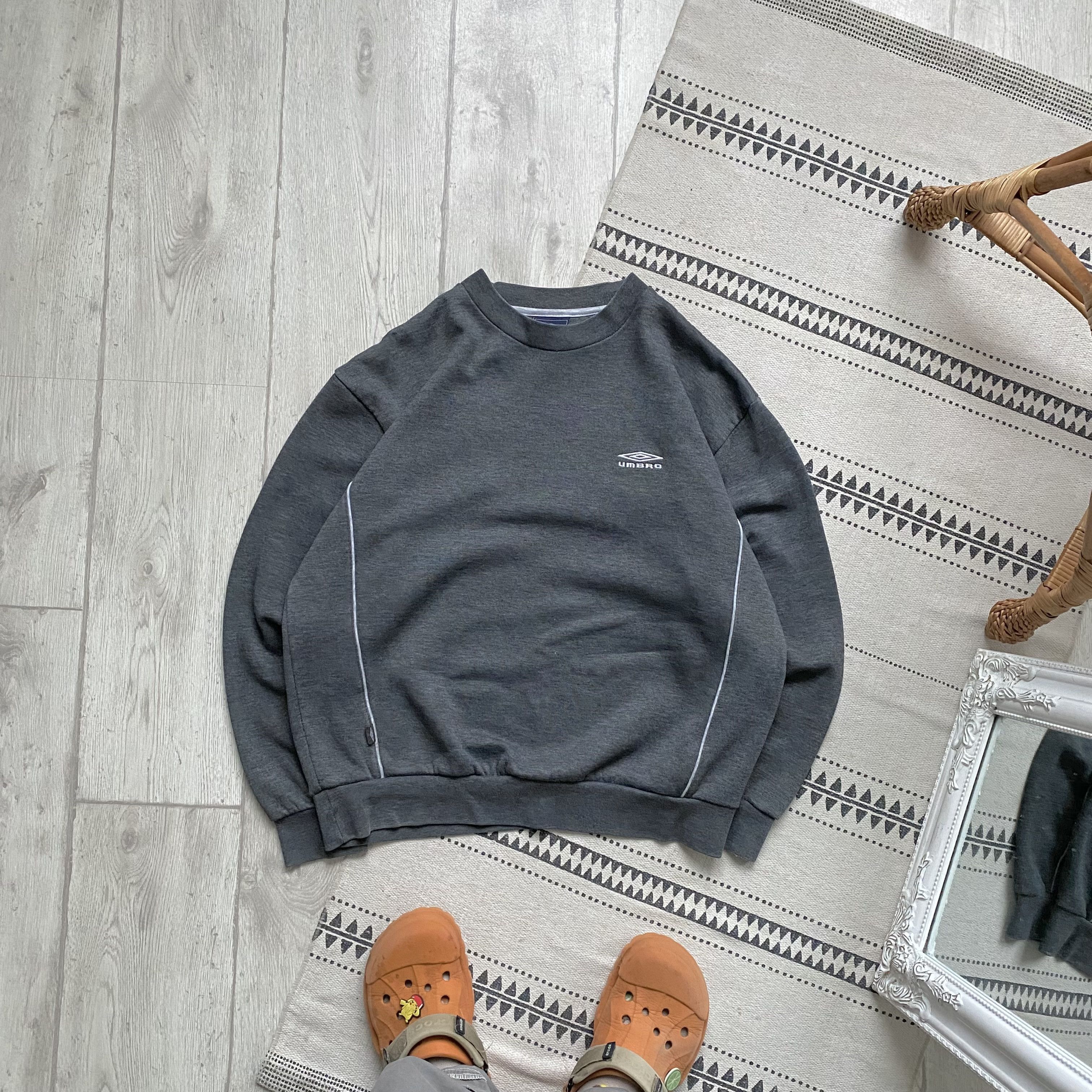 Umbro 🦍 Vintage 90s Umbro Boxy sweatshirt Y2K Crewneck Size US M / EU 48-50 / 2 - 1 Thumbnail