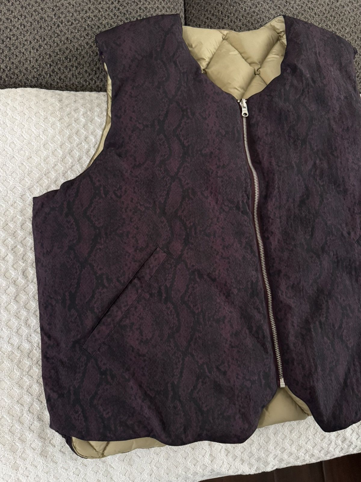 Stussy Stussy Python Reversible Diamond Quilted Puffer Vest XXL Size US XXL / EU 58 / 5 - 3 Thumbnail