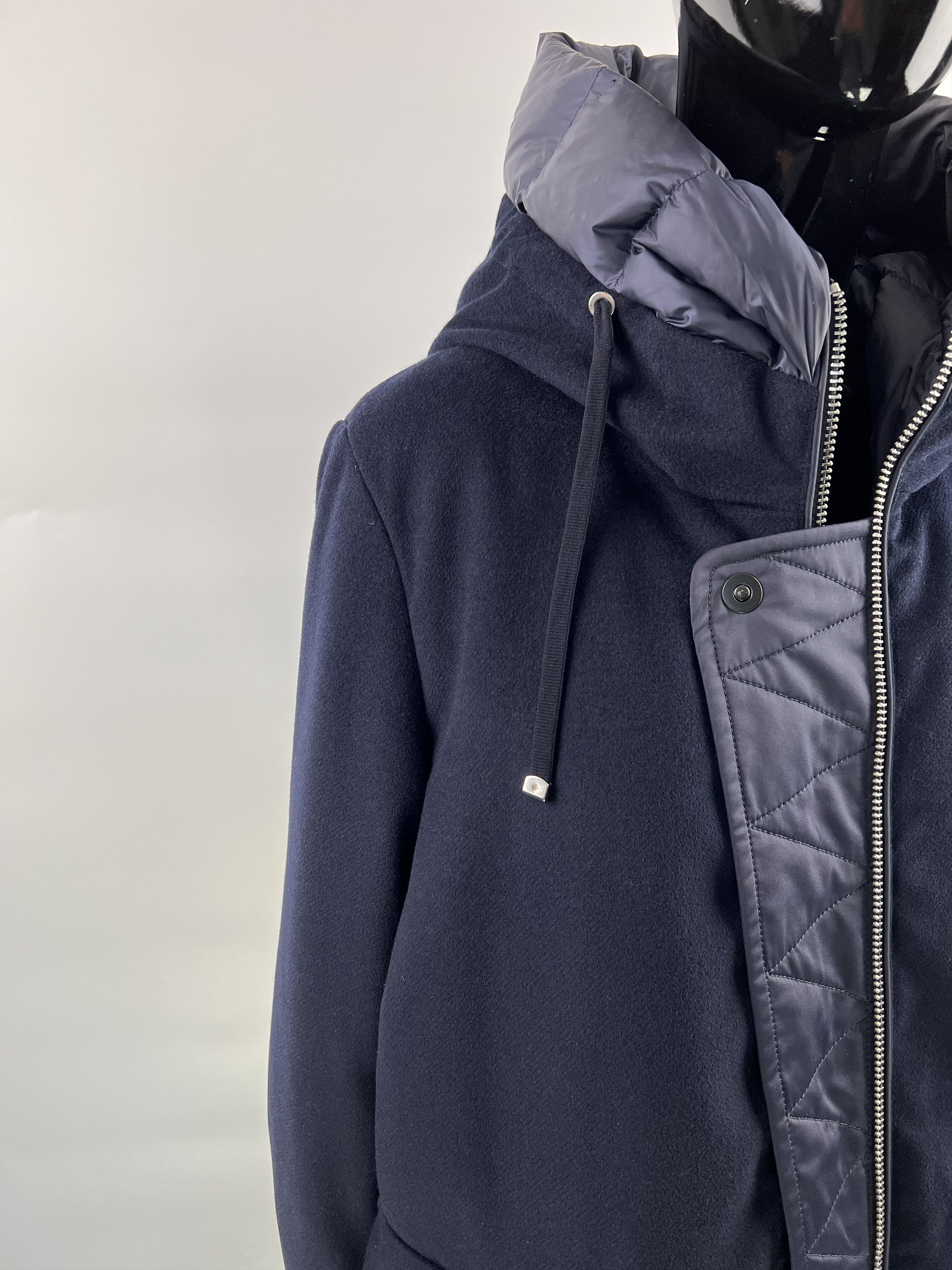 Designer Duno Women's Navy Blue Wool Down Hooded Jacket Size IT48 Size XL / US 12-14 / IT 48-50 - 9 Thumbnail