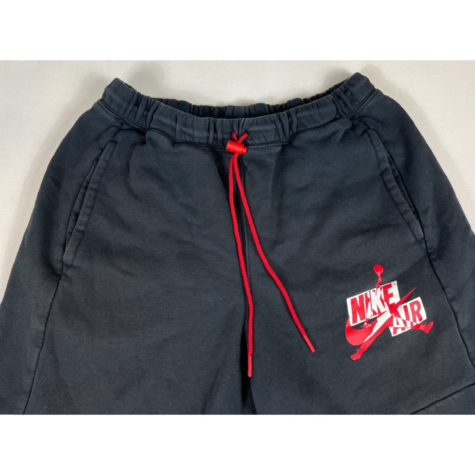 Jordan Brand Air Jordan Men's Athletic Sweat Shorts M Black Cotton Blend Fleece Pockets Size US 31 - 6 Thumbnail