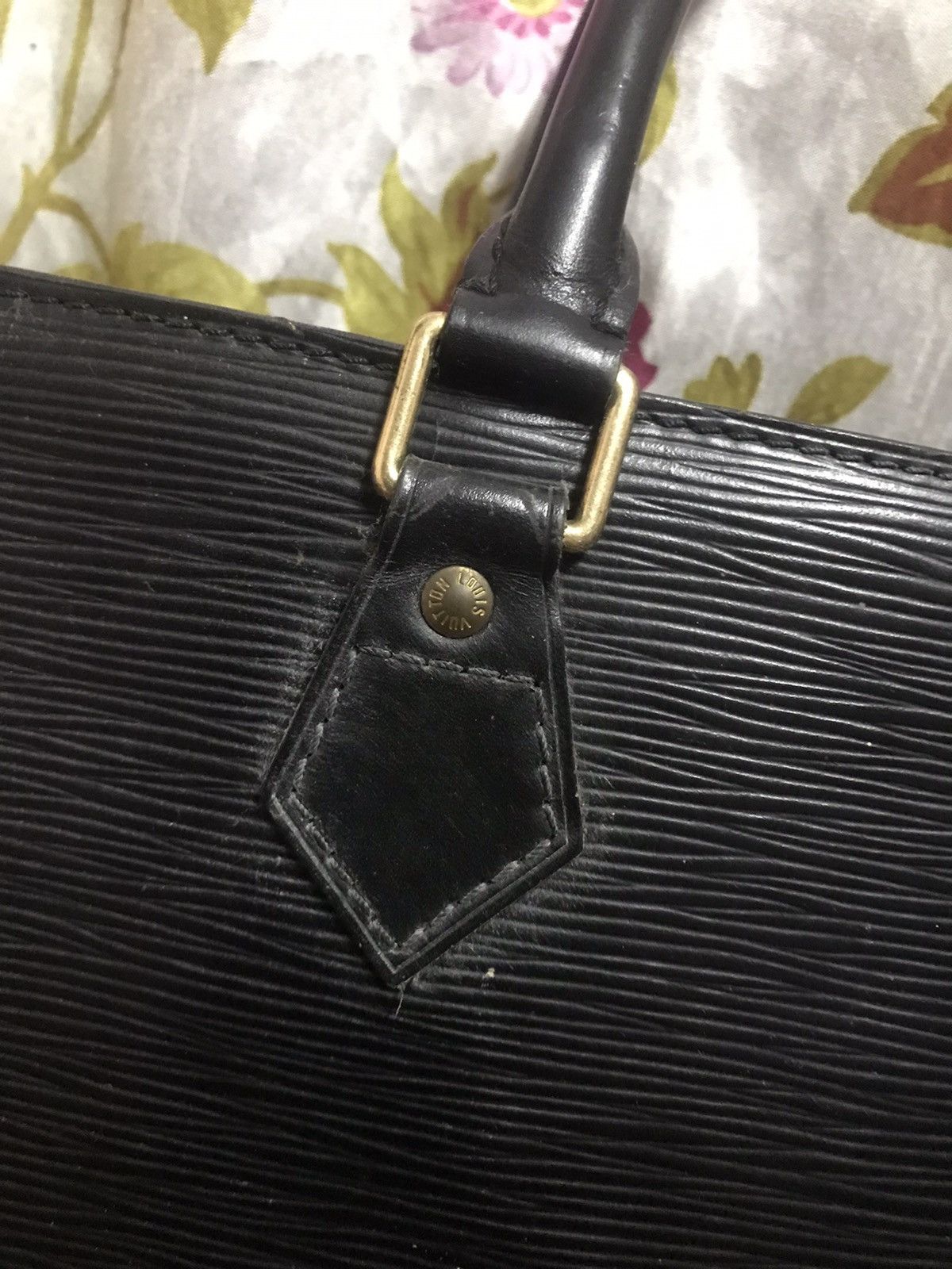 Louis Vuitton × Vintage Authentic Louis Vuitton Epi Sac Plat Handbag Size ONE SIZE - 8 Thumbnail