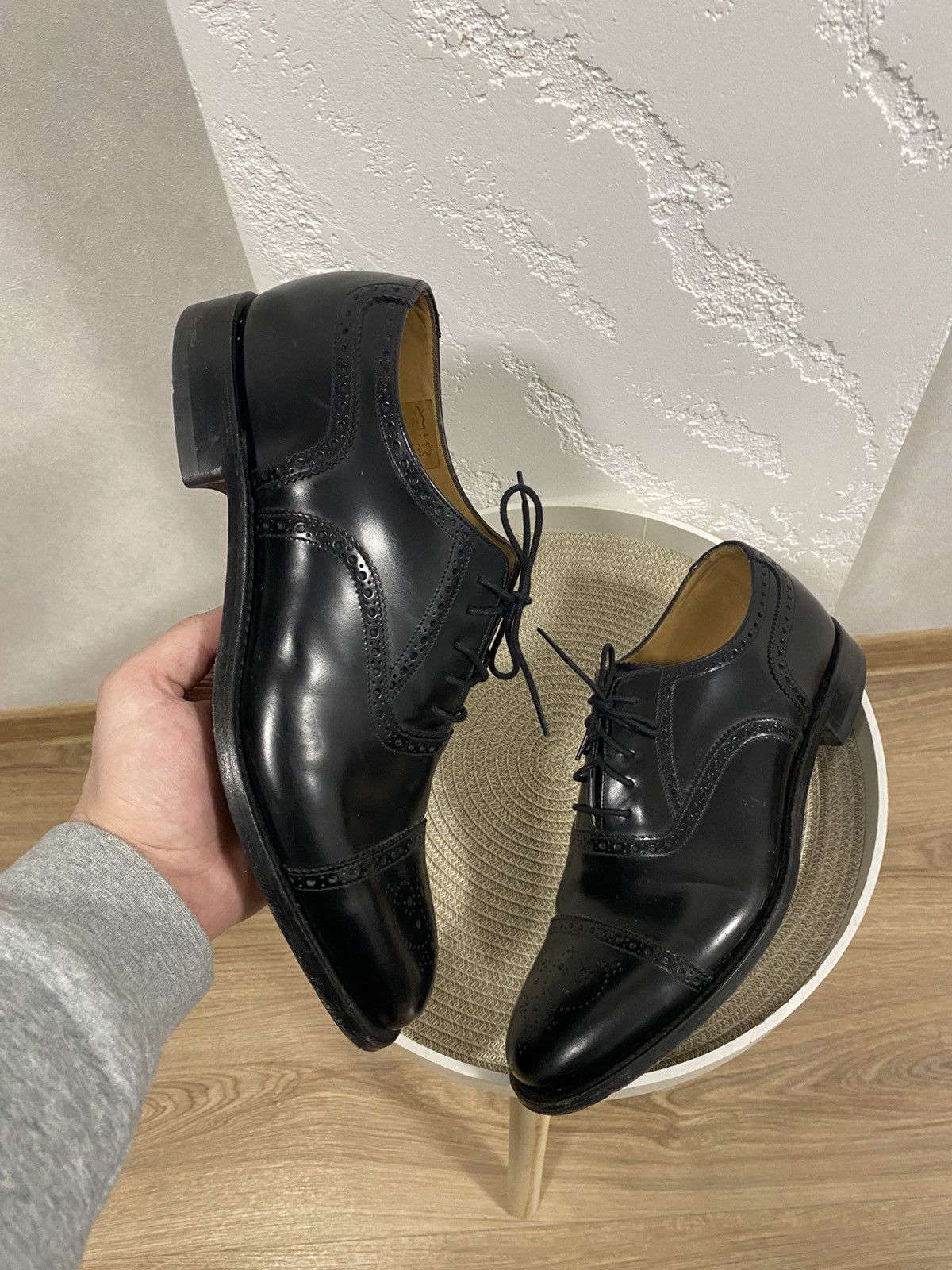 Loake Loake 201b black polished leather brogue oxford shoes sz: 10 Size US 11 / EU 44 - 1 Thumbnail