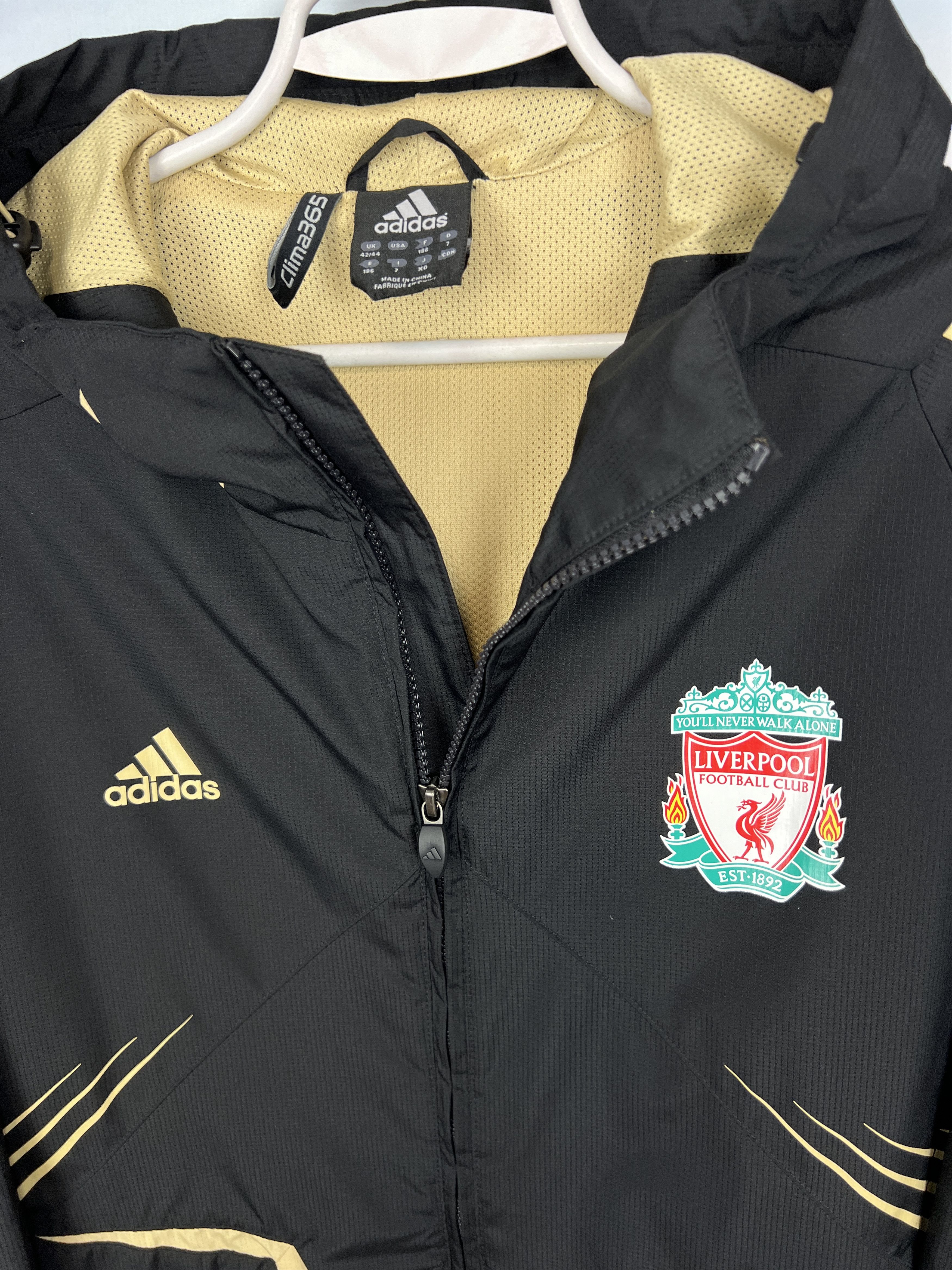 Adidas Vintage Adidas Liverpool Football Jacket Soccer YNWA Size US L / EU 52-54 / 3 - 3 Thumbnail