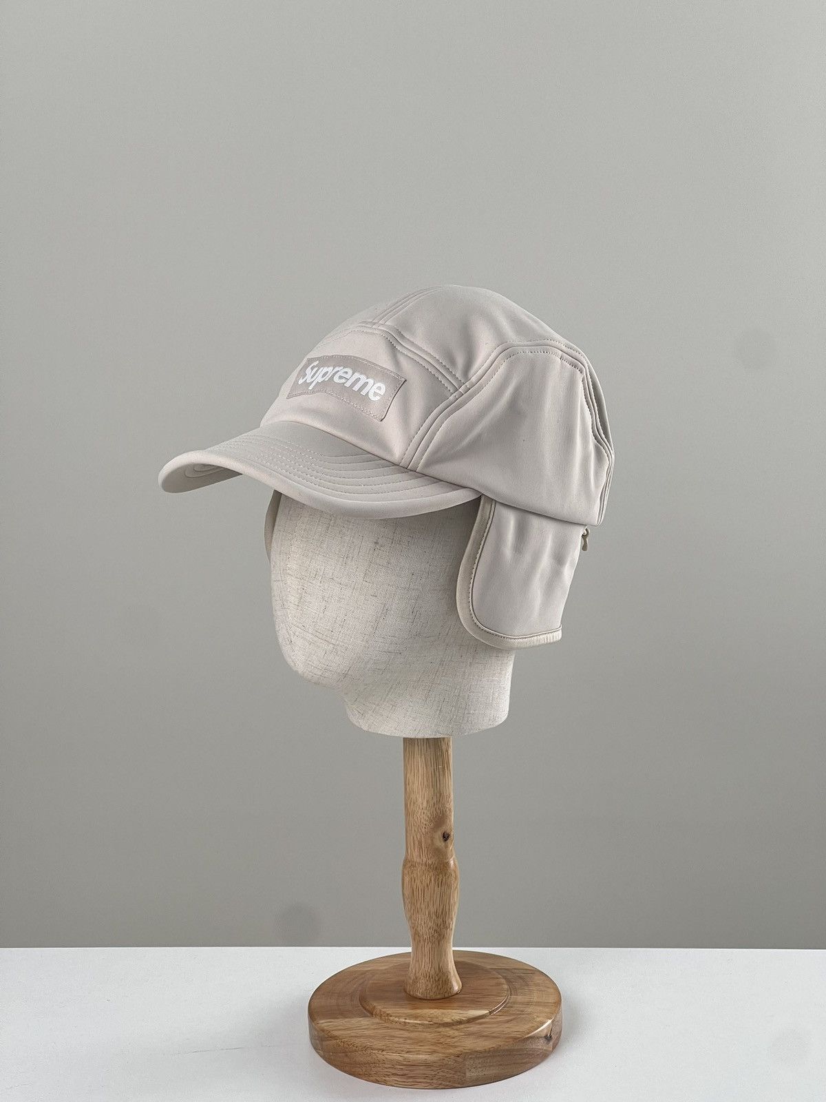 Supreme Windstopper Hat Supreme WINDSTOPPER Earflap Camp Cap (Taupe)