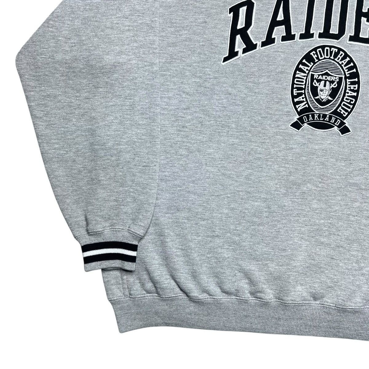 NFL 1990s NFL Oakland Raiders Lee Sport Embroidered Sweatshirt Size US L / EU 52-54 / 3 - 17 Thumbnail