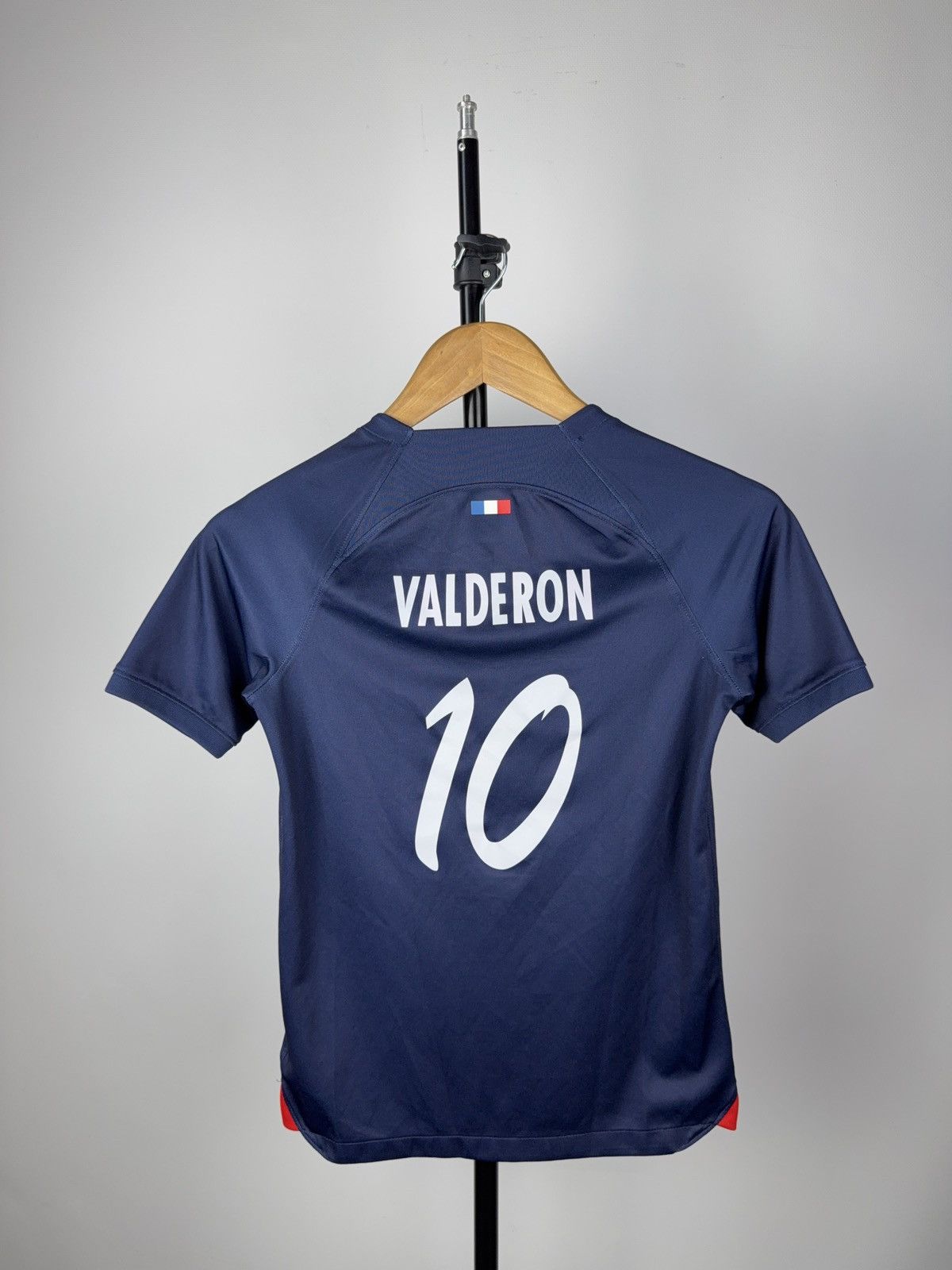 Other PSG Nike Home Jersey Valderon #10 Youth M 2022/23 Size US XXS / EU 40 - 9 Thumbnail