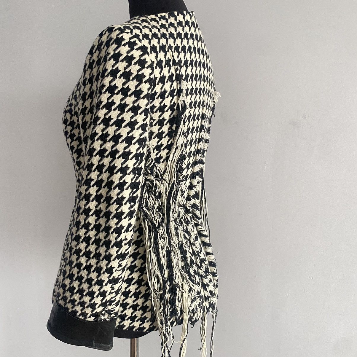 Yohji Yamamoto FW2003 Yohji Yamamoto houndstooth fringe blazer Size S / US 4 / IT 40 - 8 Thumbnail