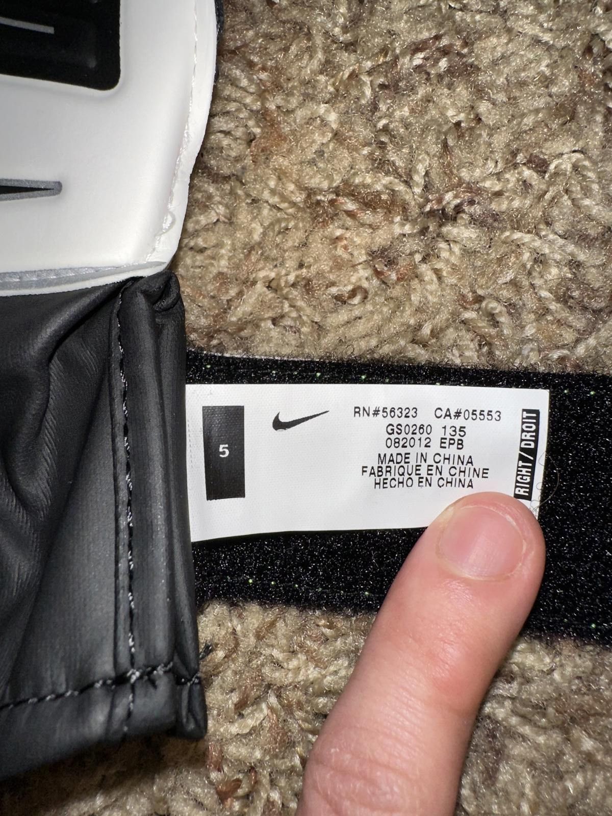 Nike Nike Youth Goalkeeper Volt Black White GK Classic Glove Size ONE SIZE - 10 Thumbnail
