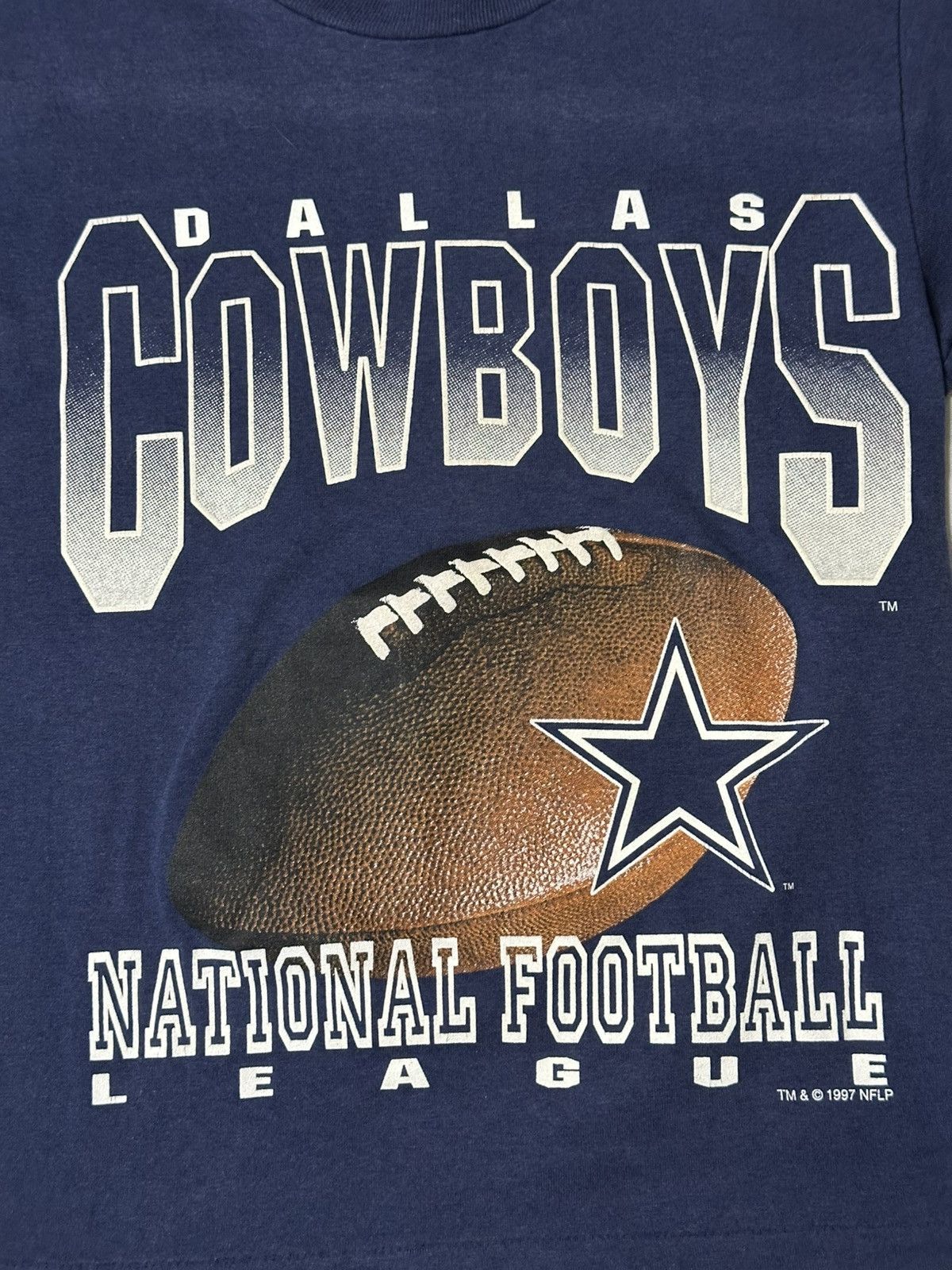 Hanes Vintage Dallas CowBoys Graphic 1997 NFL Youth Boy T-shirt Size US M / EU 48-50 / 2 - 2 Thumbnail