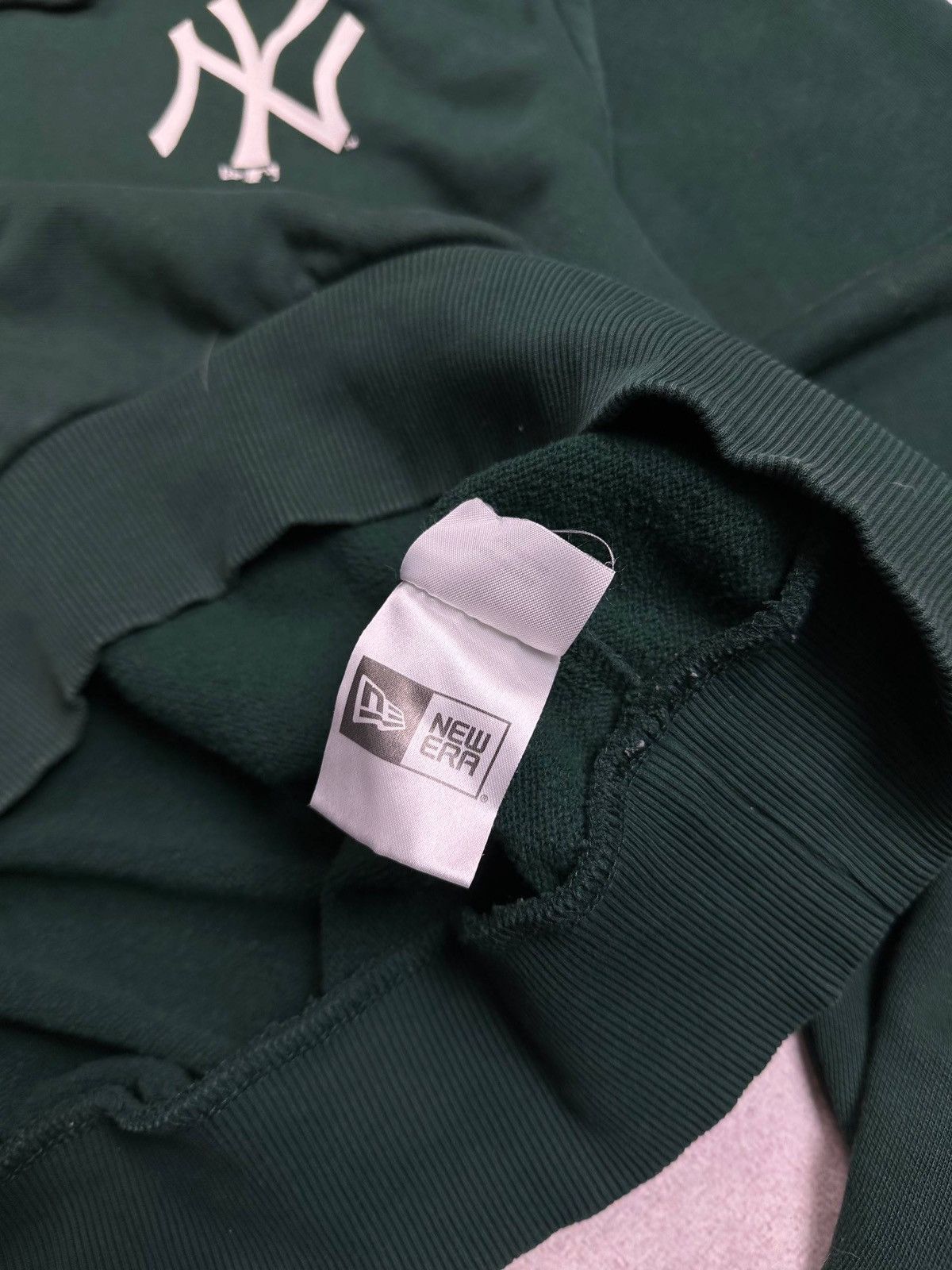 New York Yankees New York Yankees New Era Green Hoodie Rare Mens Size US L / EU 52-54 / 3 - 10 Thumbnail