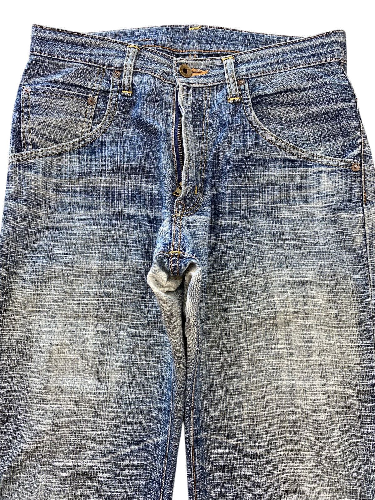 Edwin Edwin Faded Blue Wash Whiskered Style Flare Jeans Size US 30 / EU 46 - 2 Thumbnail
