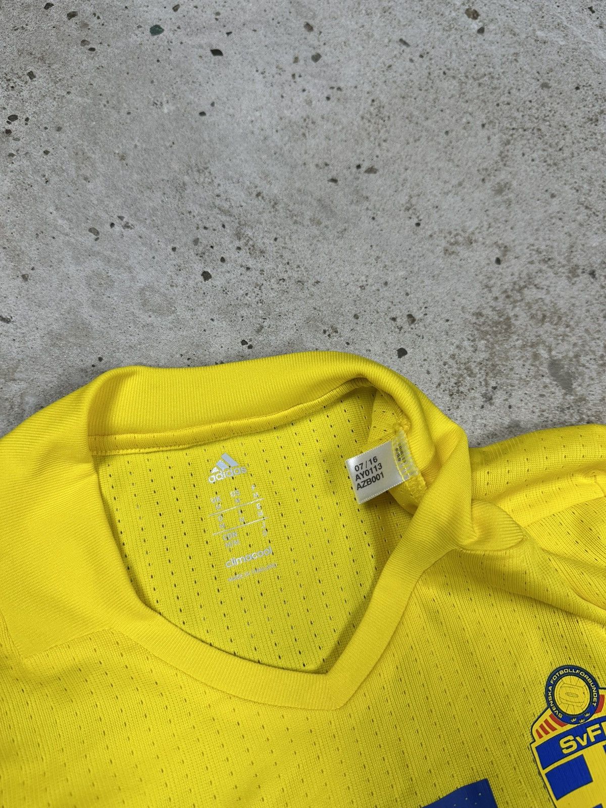 Adidas Adidas x Sweden 2016/2017 #15 U21 Match Worn Issue Jersey Size US M / EU 48-50 / 2 - 9 Thumbnail