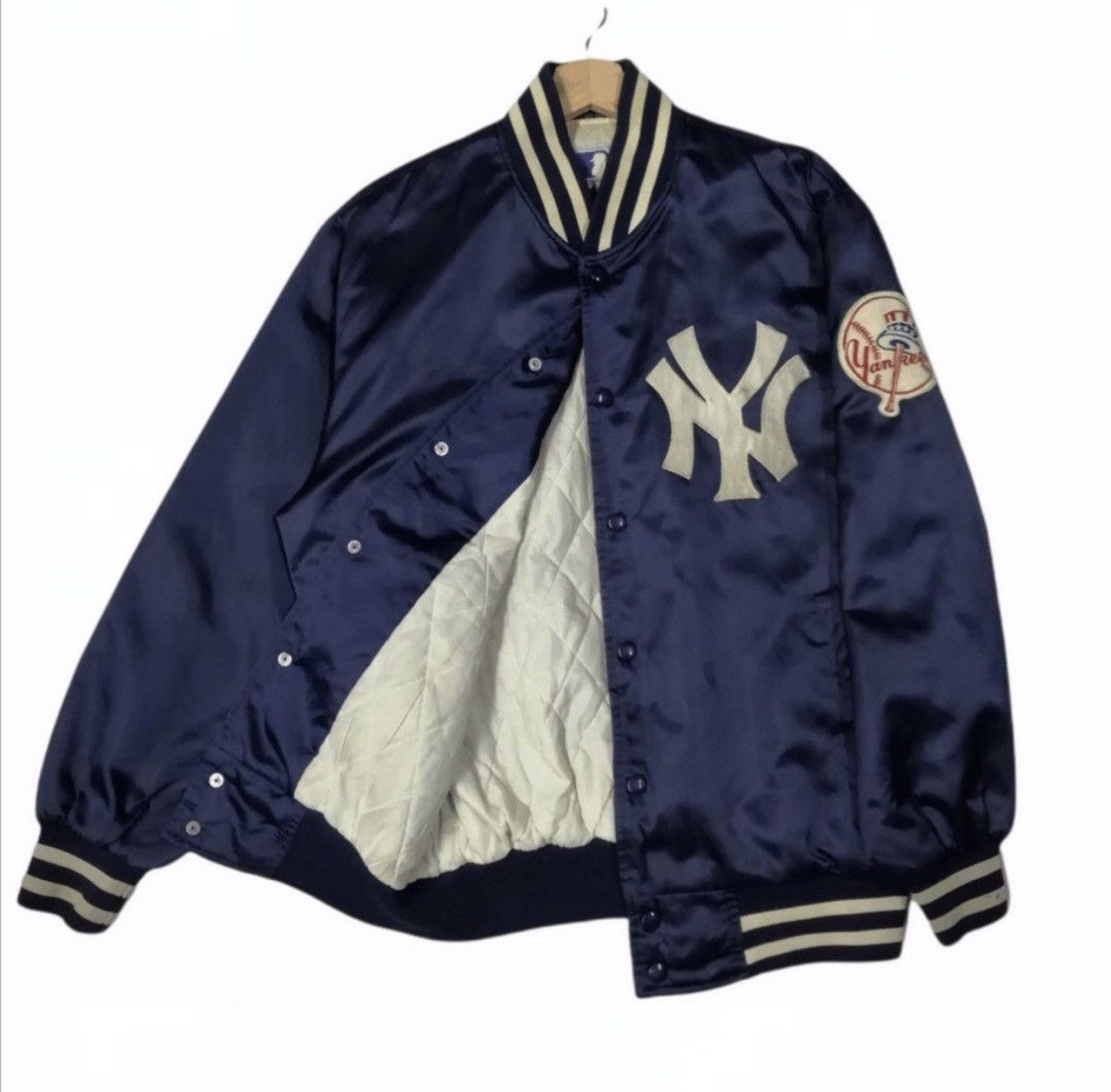 MLB VINTAGE NEW YORK YANKEES MLB SATIN VARSITY JACKET Size US M / EU 48-50 / 2 - 2 Thumbnail
