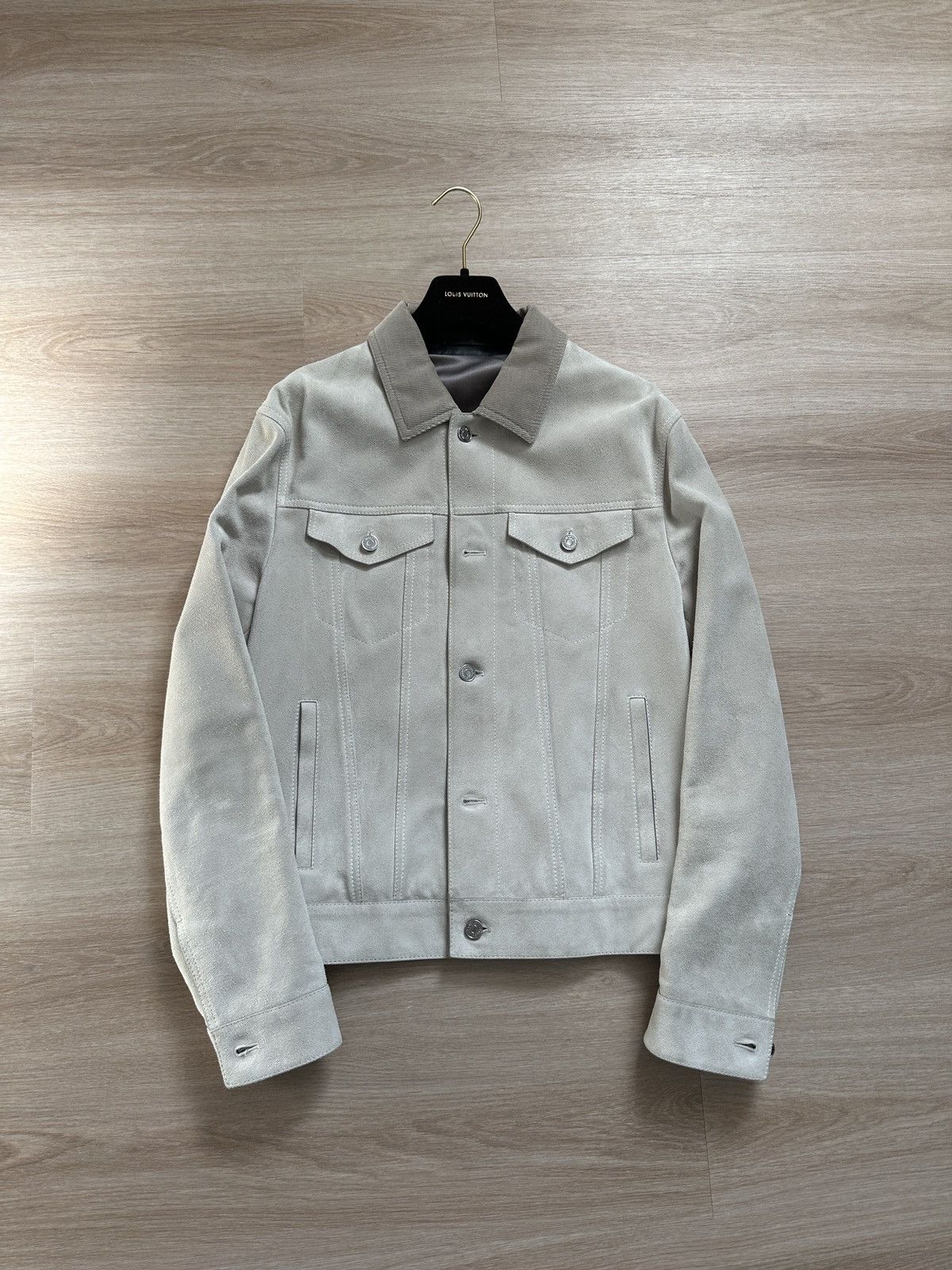 Berluti FW18 Light Grey Heavy Suede Trucker with Corduroy Details Size US S / EU 44-46 / 1 - 1 Thumbnail