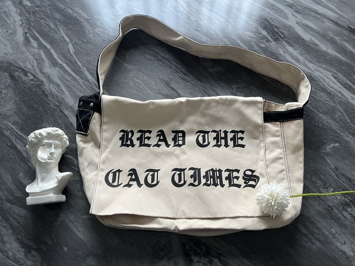 Ne-Net Ne-net : Messenger Bag Nya Read The Cat Times Size ONE SIZE - 3 Thumbnail