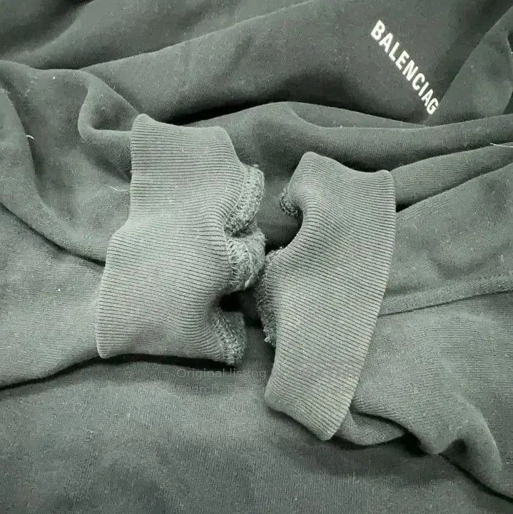 Balenciaga Balenciaga Classic Logo Black Hoodie for Men. Size US M / EU 48-50 / 2 - 5 Thumbnail