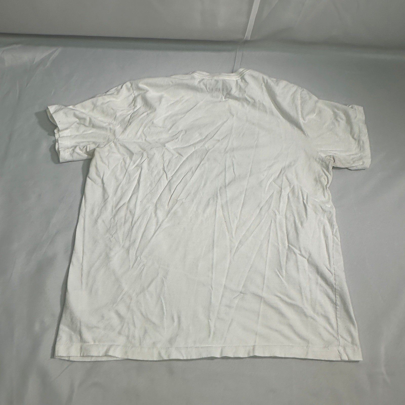 Jordan Brand Nike Jordan T-Shirt Men's XL White Air Jordan 1 Sneaker Size US XL / EU 56 / 4 - 4 Thumbnail