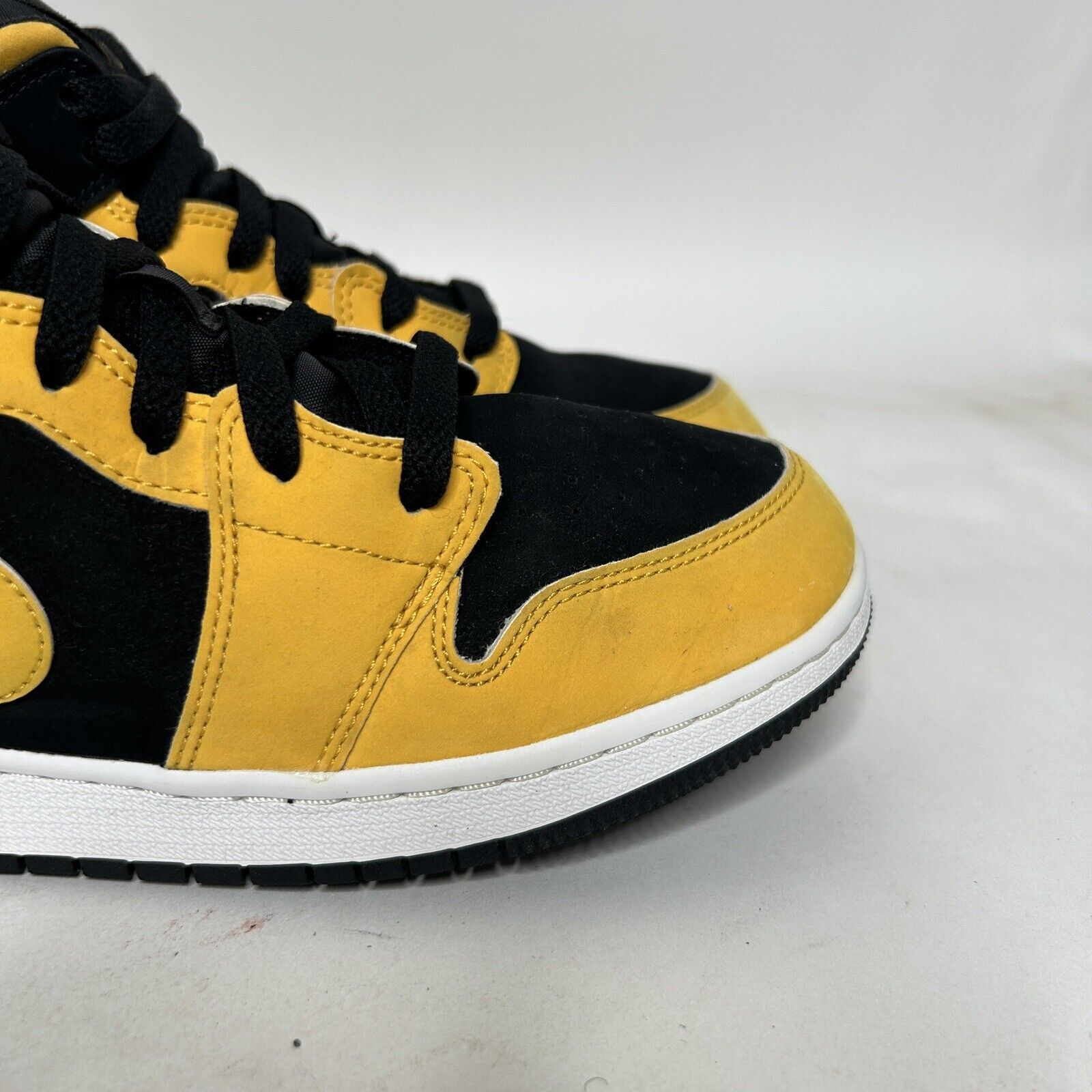 Jordan Brand Nike Shoes Air Jordan 1 Retro Mid GS Reverse New Love 2024 Grailed