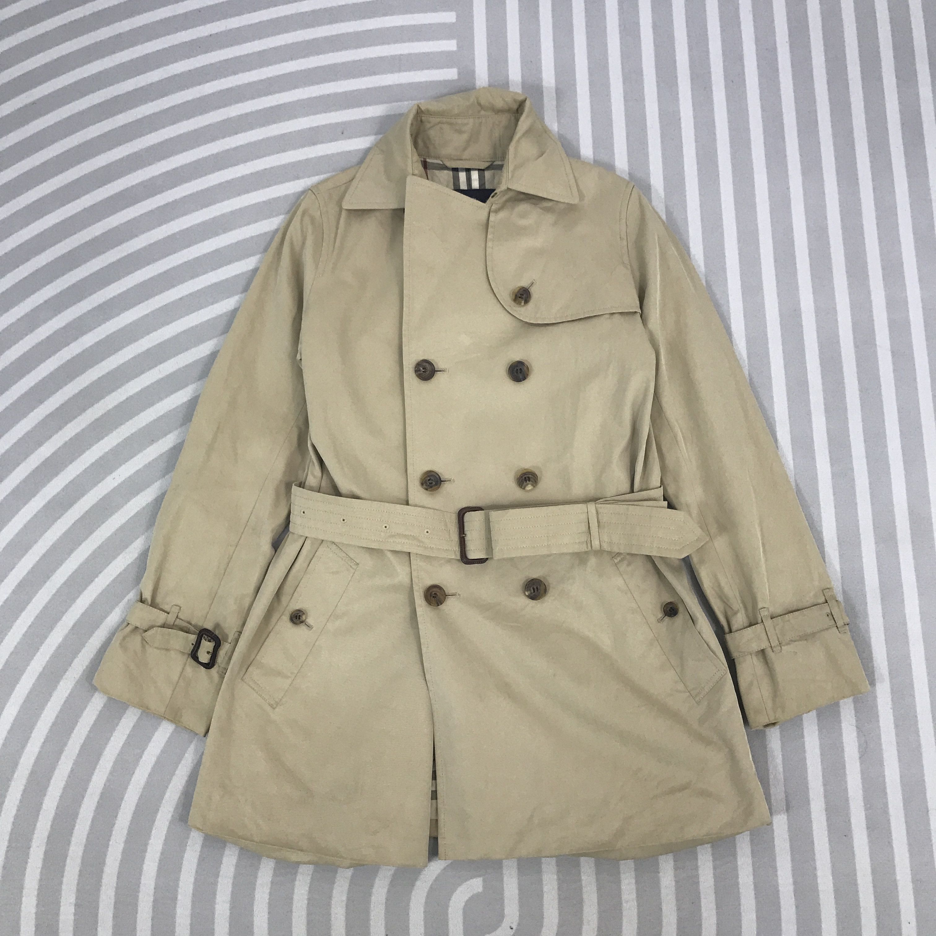 Burberry × Vintage Vintage Burberry Parkas design Jacket Size XS / US 0-2 / IT 36-38 - 1 Thumbnail