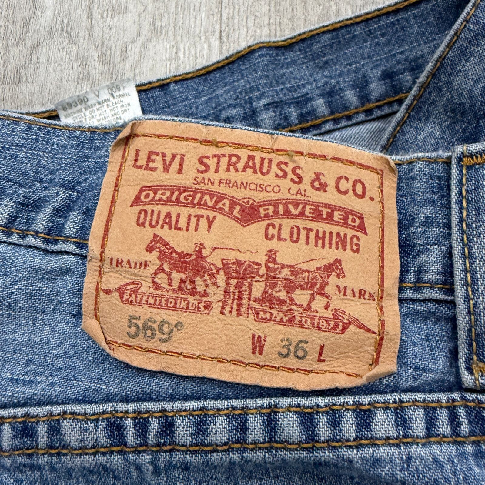 Levi's Vintage Levis 569 Jean Shorts Men's 36 Blue 10" Inseam Denim Size US 36 / EU 52 - 5 Thumbnail