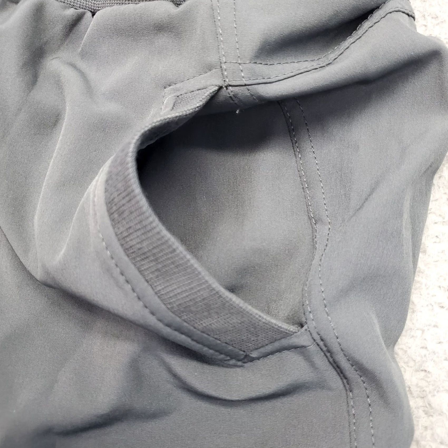 Vintage Ultra Performance Crop Pants Womens 1X Gray Ruched Stretch Drawstring Waist Pockets Elastic Waist Athletic Slit Front Flat Front Cropped Casual Travel Size 40" / US 18 - 7 Thumbnail