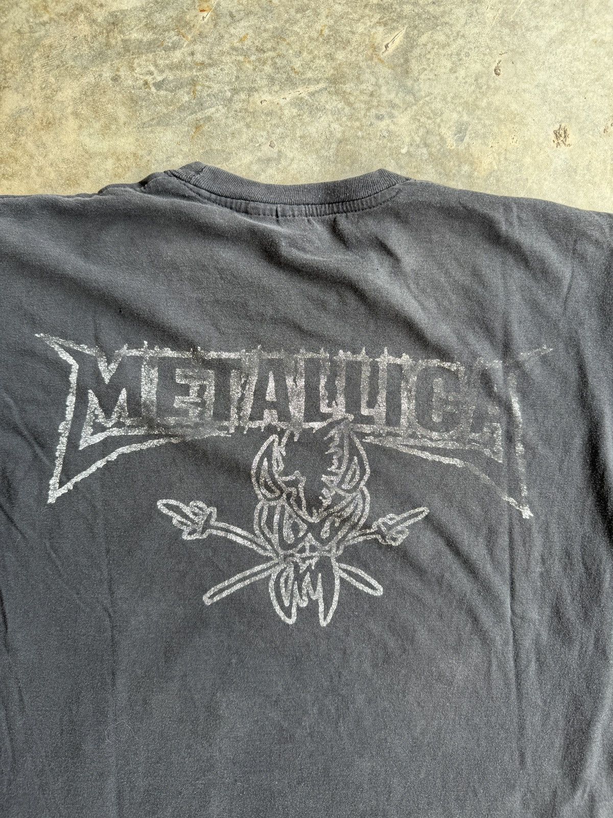 Band Tees × Metallica × Vintage *RARE* METALLICA WOMAN WARRIOR GUN VINTAGE 90s 00s Size US XL / EU 56 / 4 - 8 Thumbnail