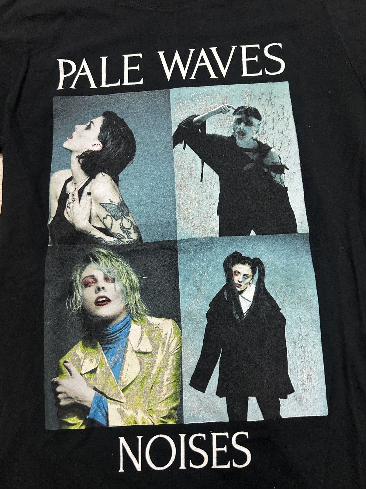 Band Tees × The 1975 Pale waves Size US M / EU 48-50 / 2 - 3 Thumbnail