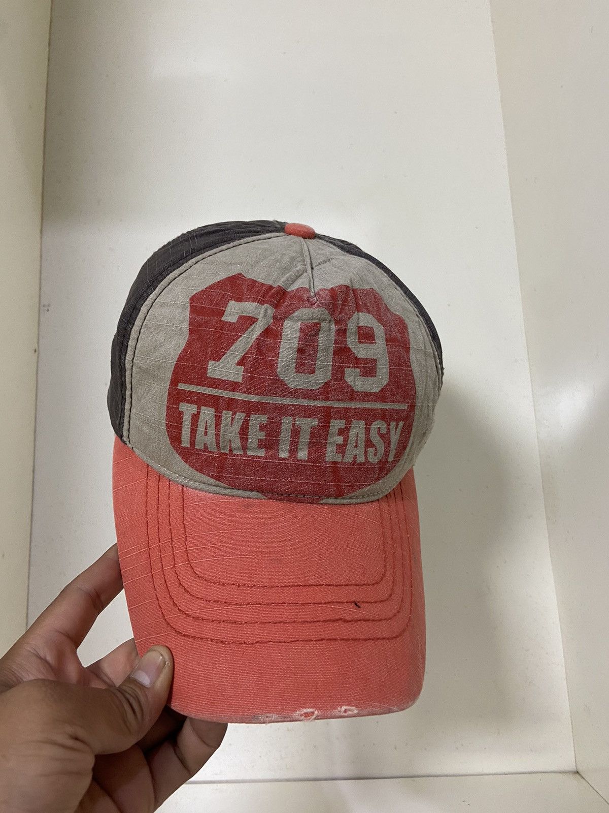 If Six Was Nine 2000s Y2K 709 take it easy trucker hat Size ONE SIZE - 3 Thumbnail