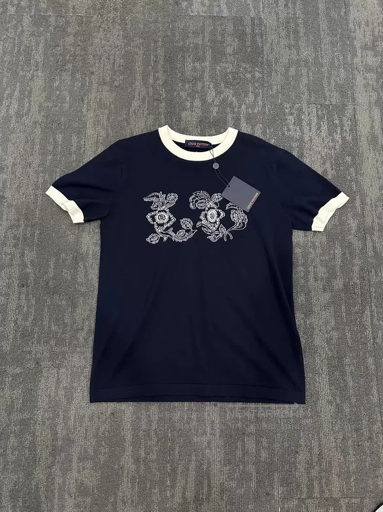 Louis Vuitton Louis Vuitton Blue Embroidered Short Sleeve T-shirt Size US M / EU 48-50 / 2 - 1 Thumbnail